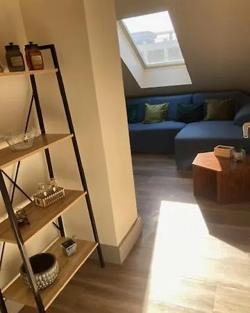 Les Afforets Le Loft * ラ・ロシュ・シュル・フォロン